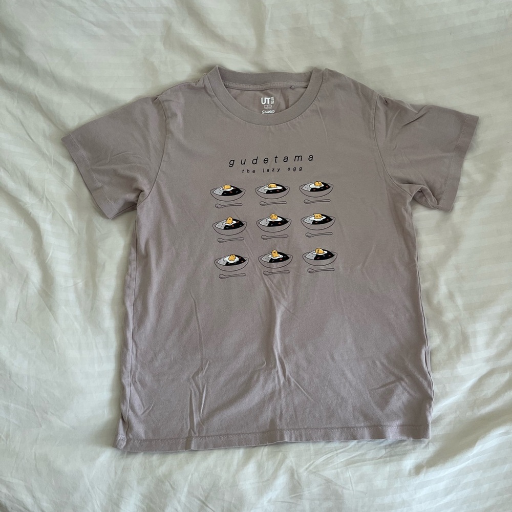 Uniqlo Unisex Gudetama Graphic Tee